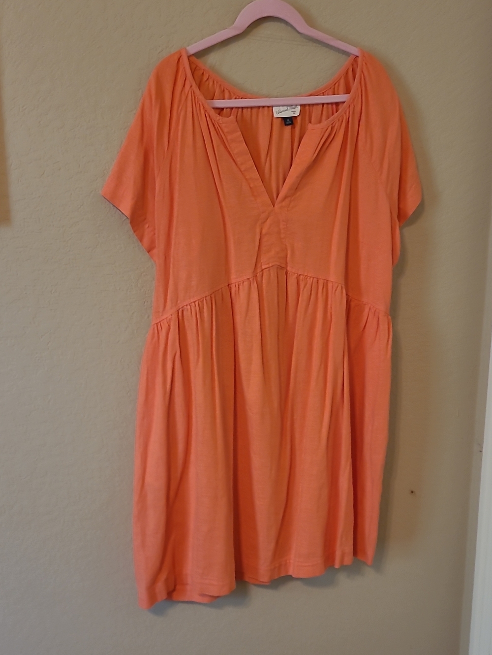 Universal Thread Coral Scoop V-Neck Gathered Tunic